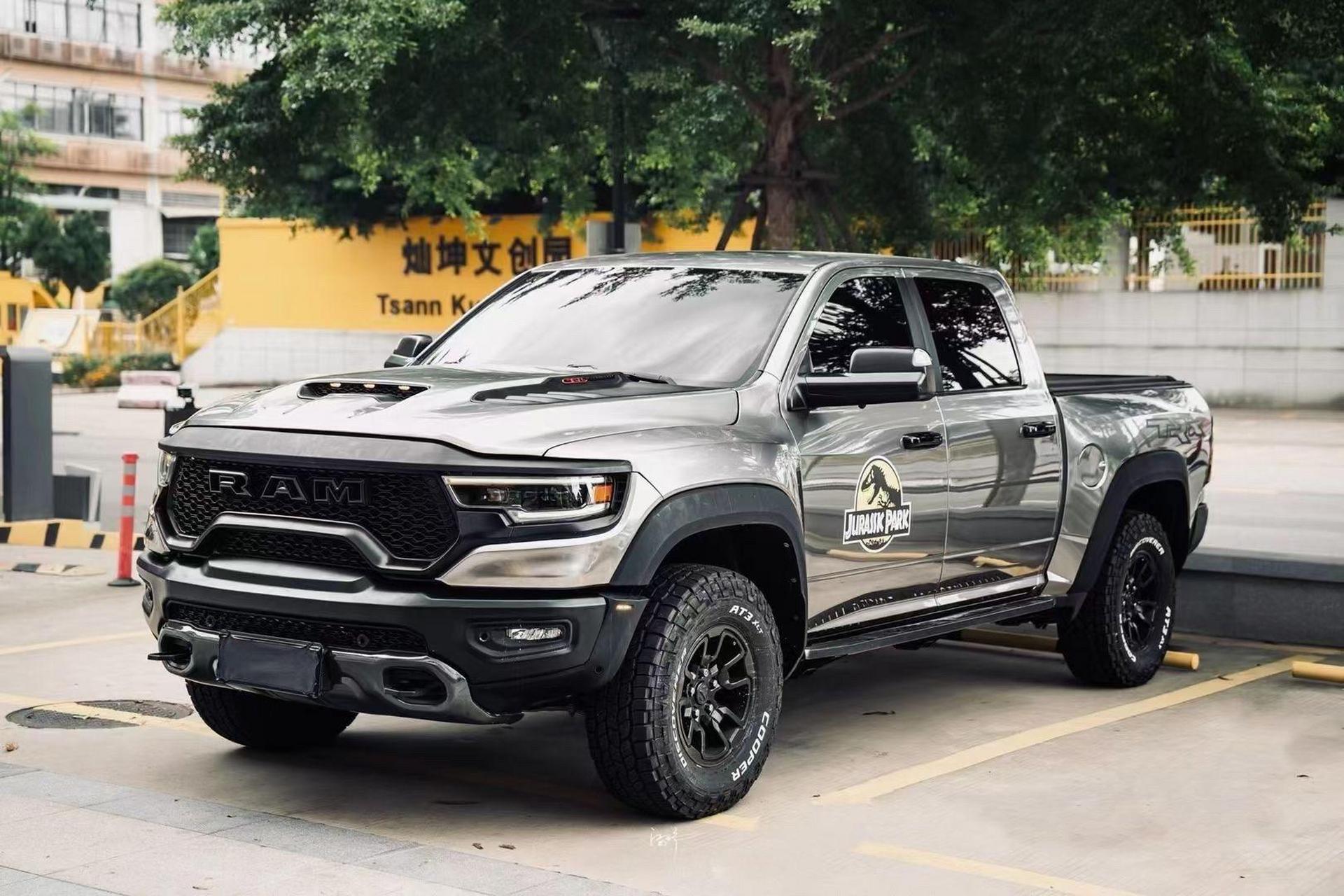 18年道奇公羊叛逆者 ram1500 完美升级霸王龙trx套件 8万多公里 5.