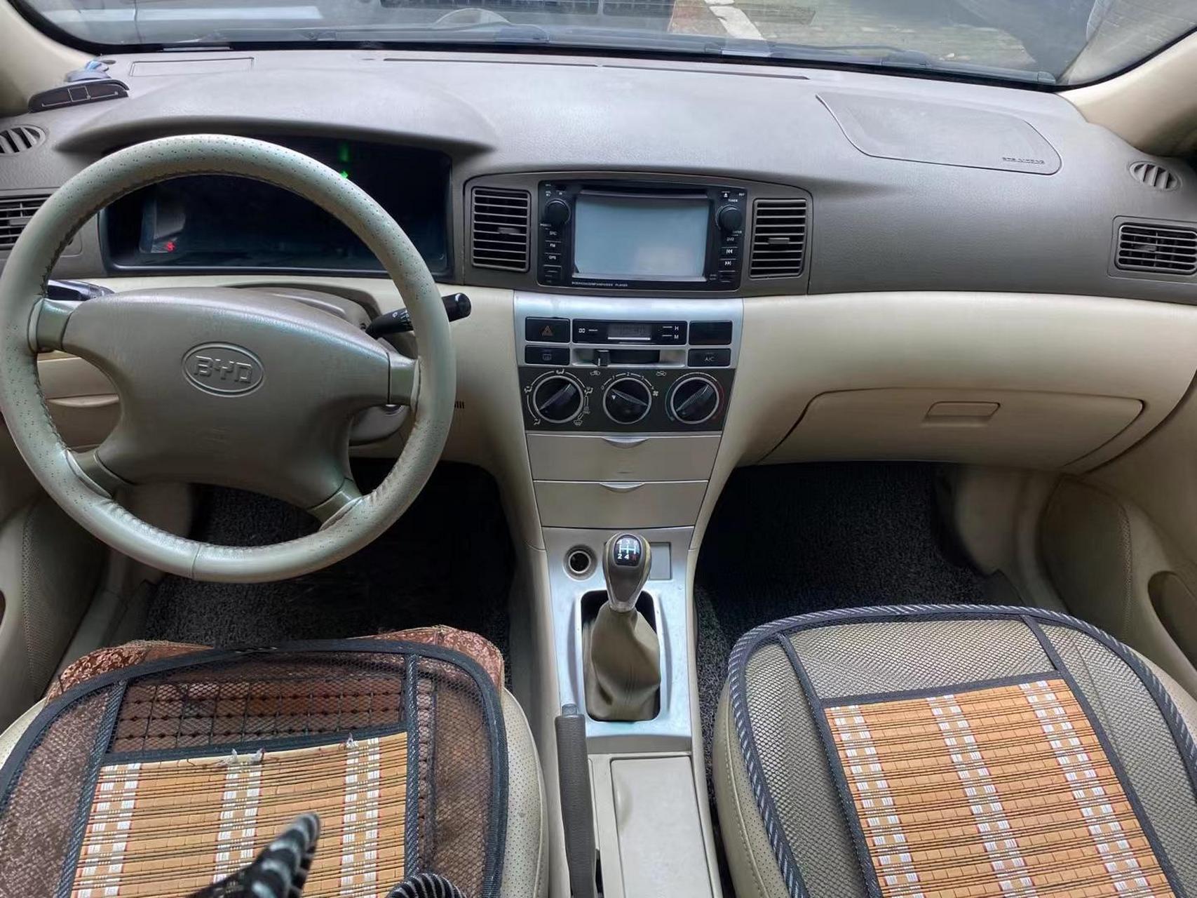 比亚迪f3r 手动1.5排量 车况好 发动机很新价格便宜