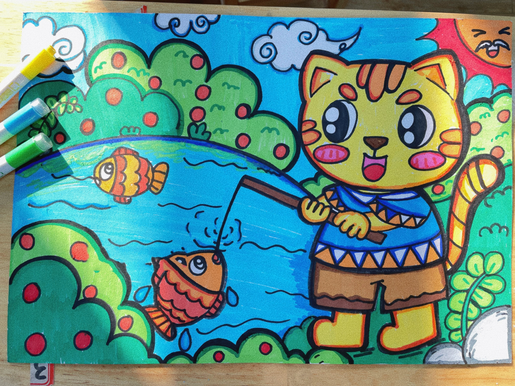 儿童画 主题画"小猫钓鱼"简单易完成 突出主题人物小猫和鱼,为了节省