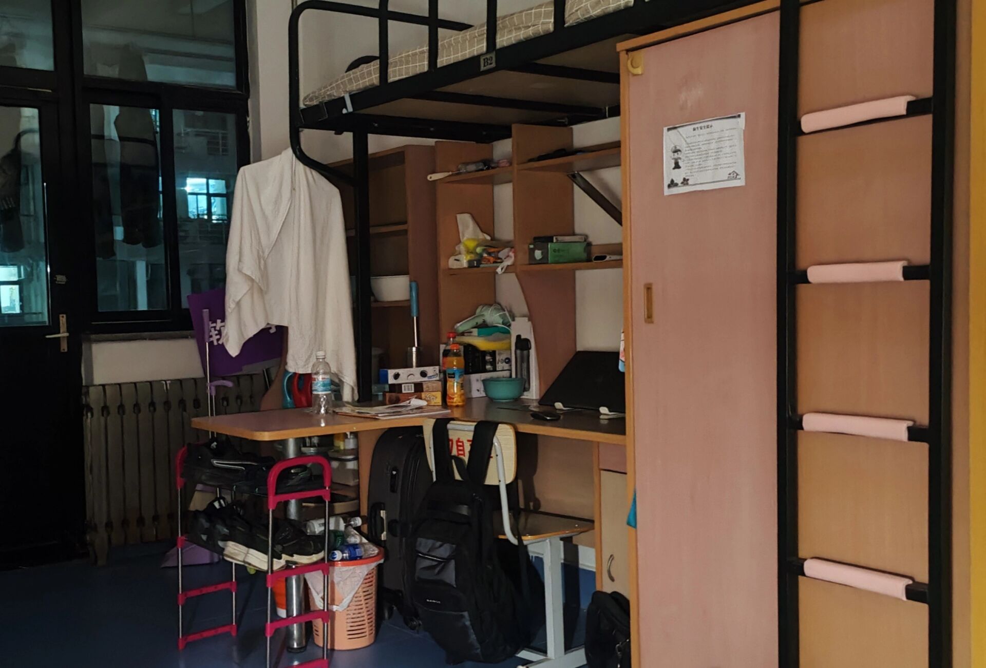 今日份清华大学紫荆公寓     来留下评论说说你的看法嘞