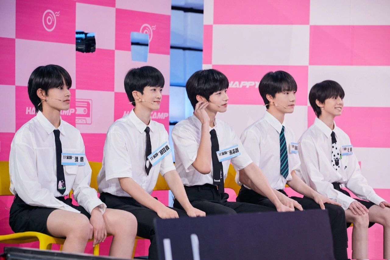tf家族三代快本大合照