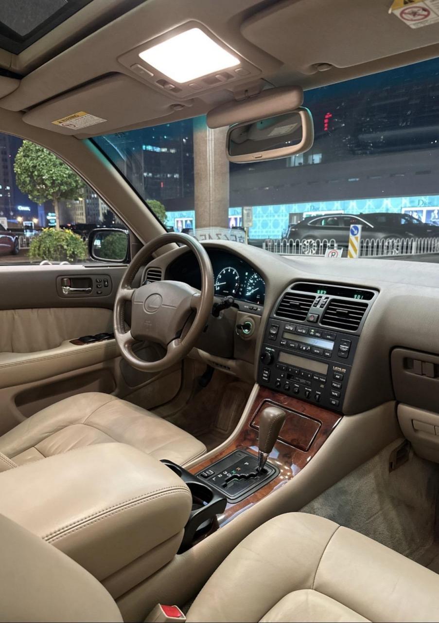 雷克萨斯ls400第二代