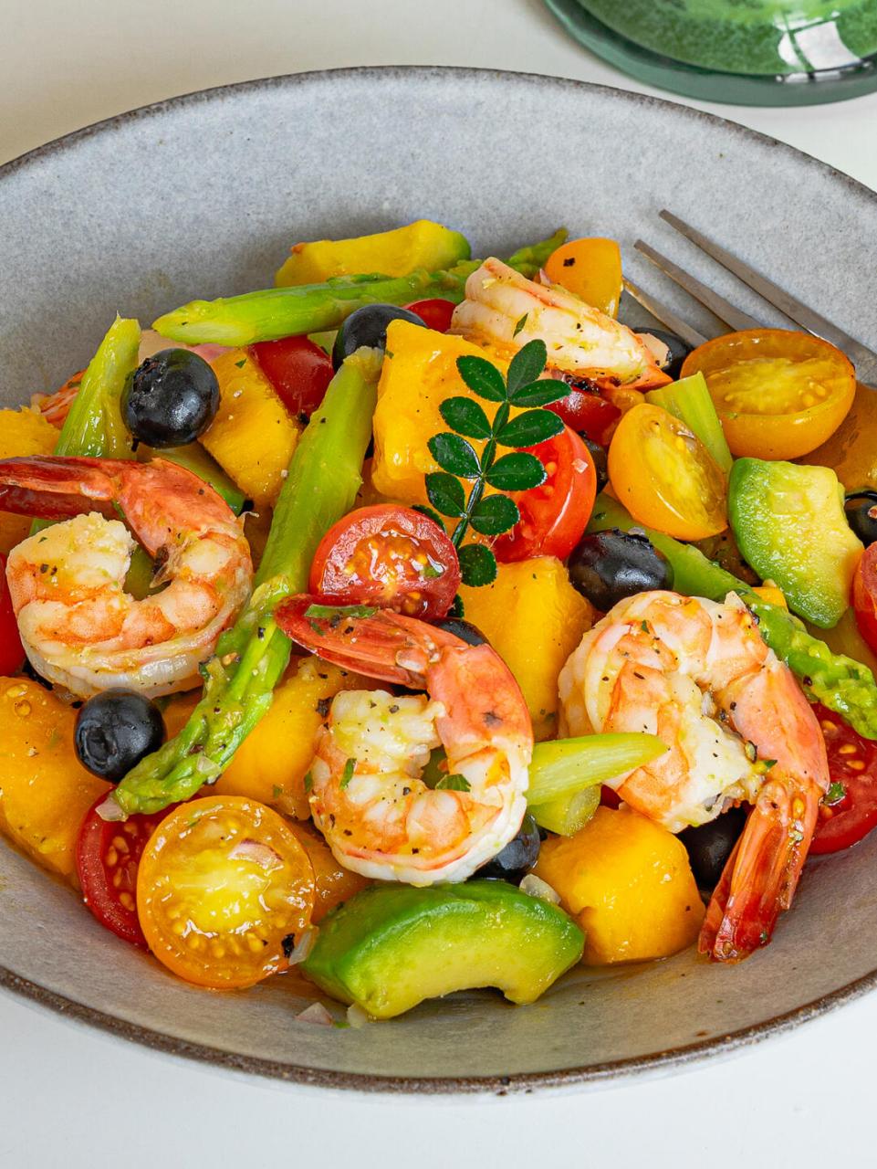 01鲜虾芦笋芒果沙拉 95抹茶牛奶 · 08食材: 芦笋,芒果03