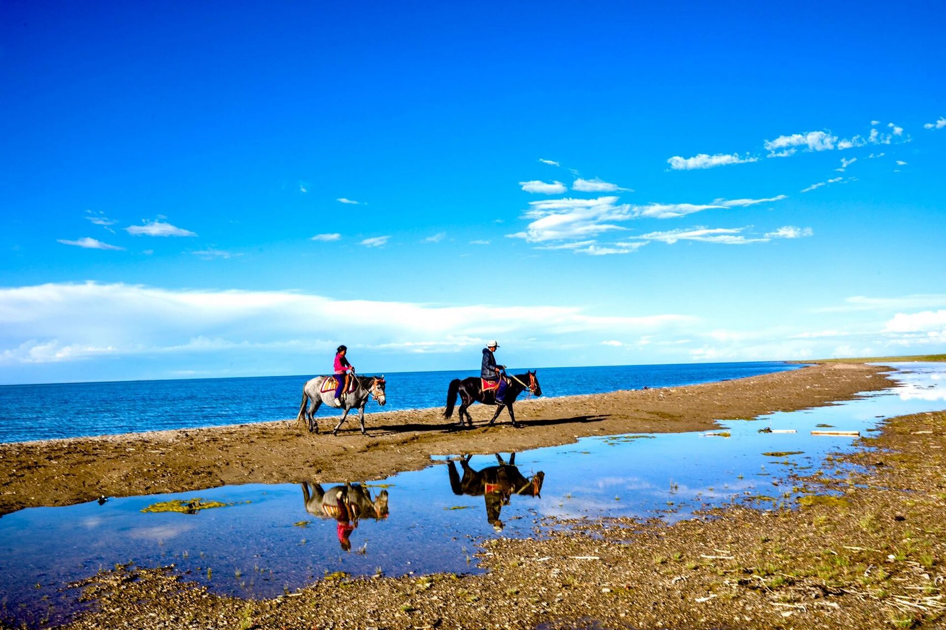 常见镜头的主要用途:16-35mm之风光拍摄 16-35拍风景,主要的关键词是