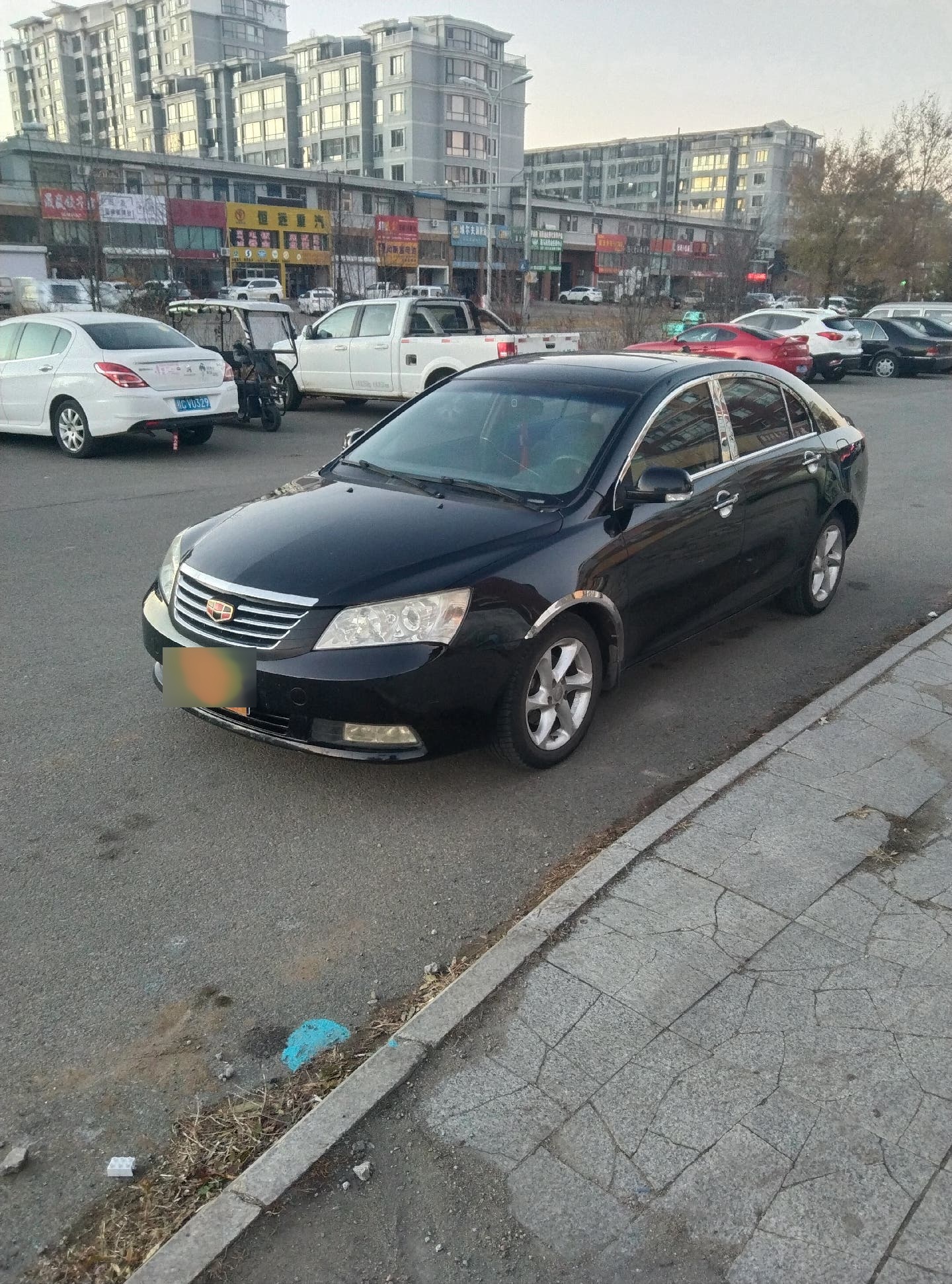 10年吉利帝豪718.最新到家10年出厂登记上牌的吉利帝豪718手动1