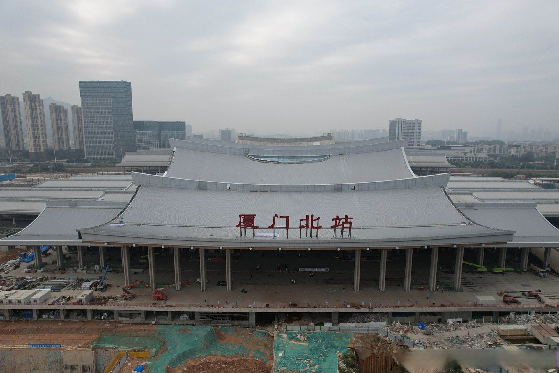 福厦高铁走线采访# 第十站—厦门北站新站房 一个充满特色和"黑科技"