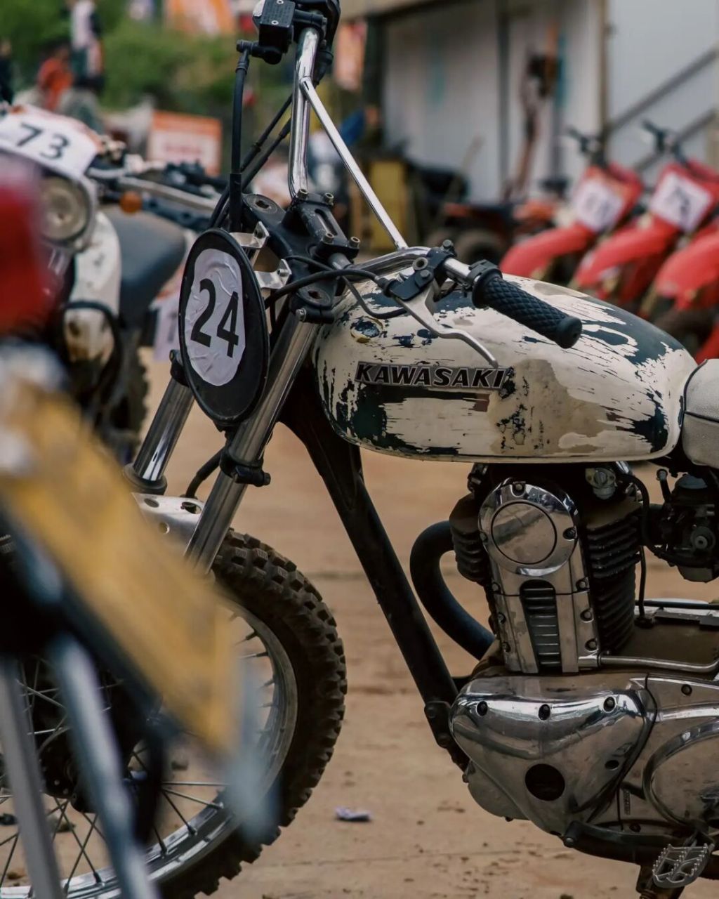 来自杜卡迪雪橇800 鑫源银瓶440 川崎tr250 本田ftr223 纯正复古玩