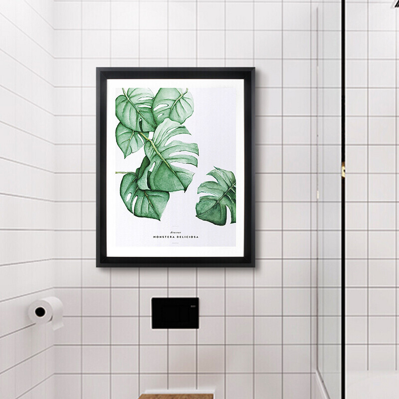 卫生间挂画选择须知 卫生间挂画的选择上,偏绿色系