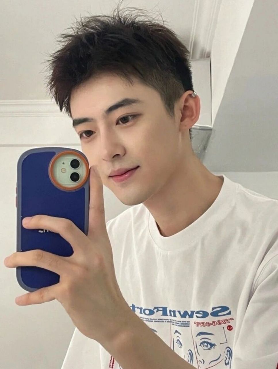 男生都可以尝试的短发,阳光清爽,凌乱前刺 干净清爽的短发发型女孩都