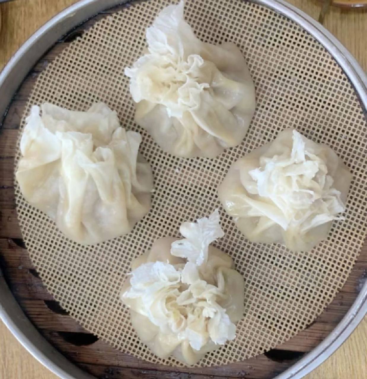 内蒙古包头特色美食 羊肉烧卖,传统莜面,豆角土豆炖牛排(土豆竟然是