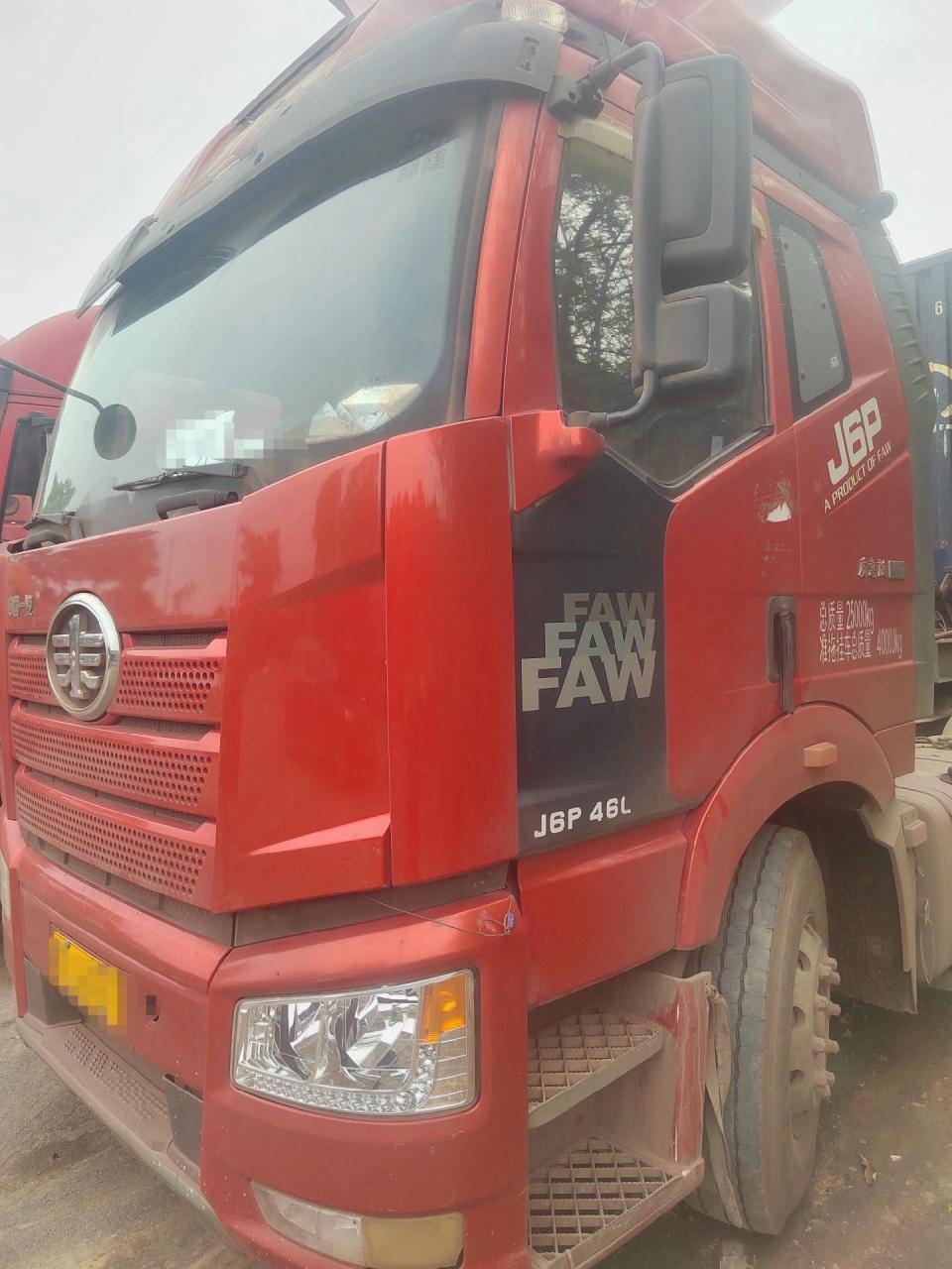 19年4月解放智慧版460马力12档前三后四钢板 车况原版 轻量化 个人户