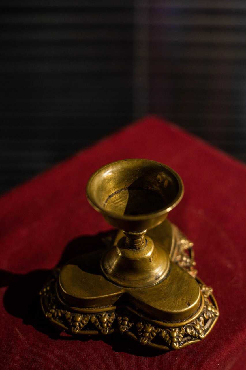 清代佛前酥油老供灯 高:7.7cm/直径:10.5cm/重:0.