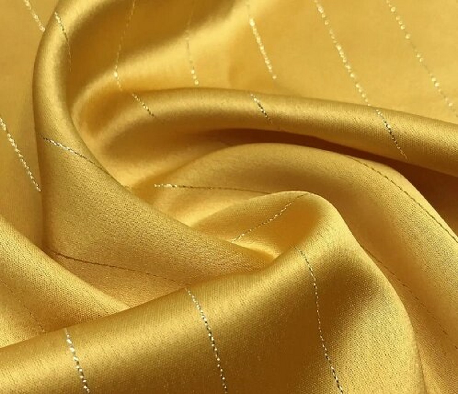 醋酸面料如丝般顺滑 醋酸面料是一种什么面料,醋酸纤维以醋酸和纤维素