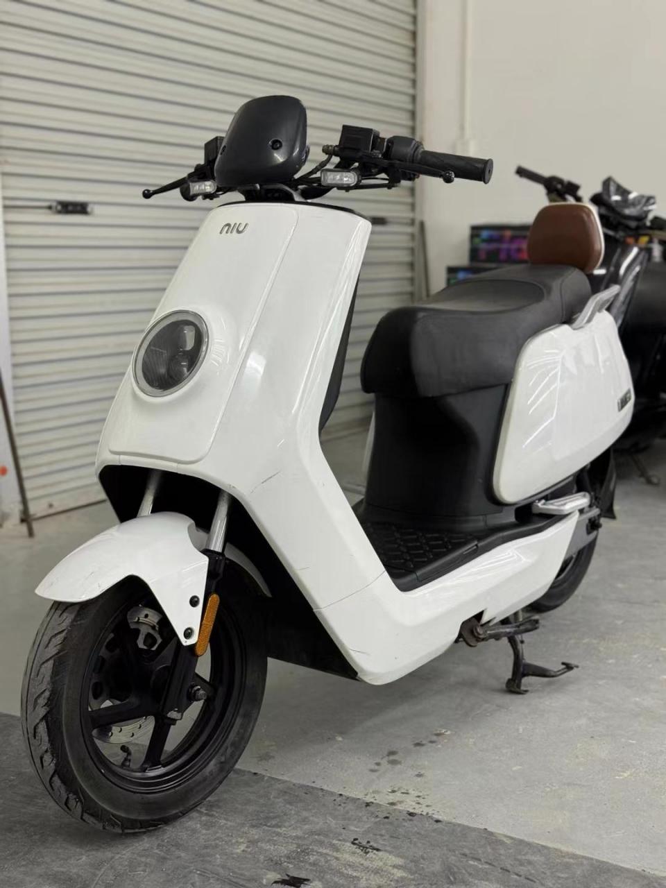 首付1000提车 19款小牛n1s都市版 6020锂电,800瓦电机 带发票合格证