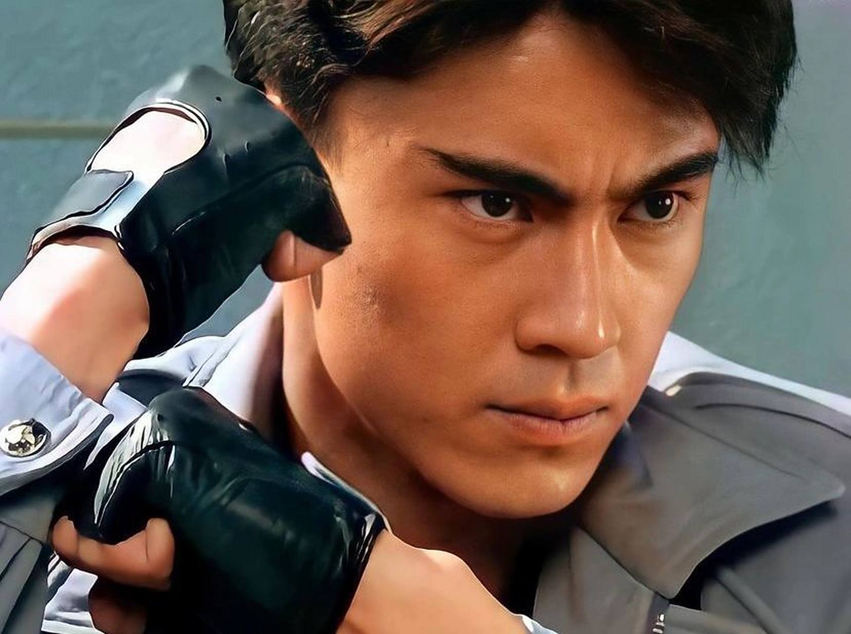 假面骑士black rx变身剧照 南光太郎 图转推 真的太帅了,男人 #假面