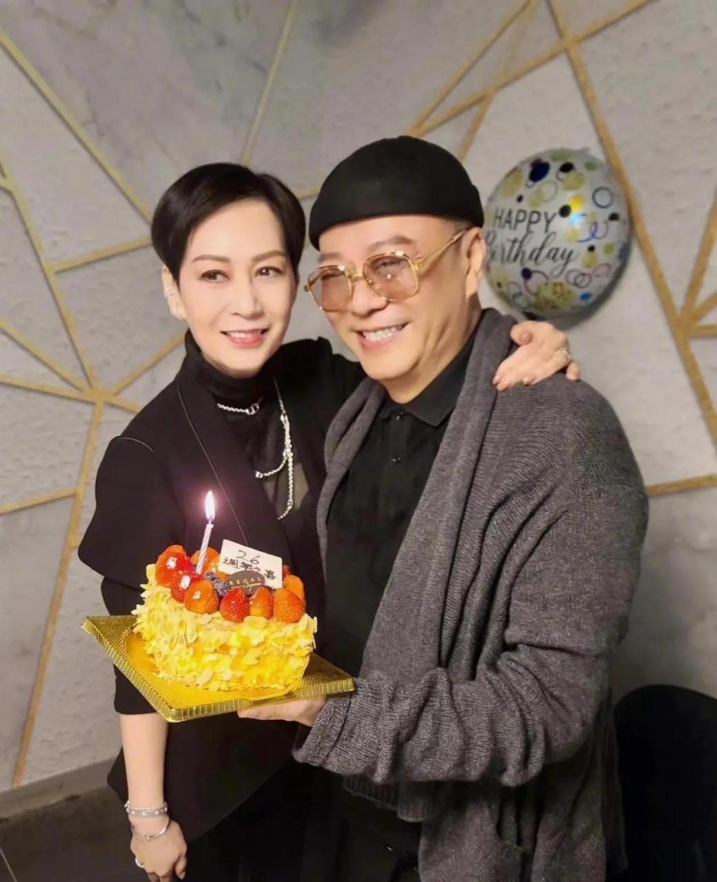 欧阳震华,傅洁娴夫妇,双双发文纪念结婚26周年!