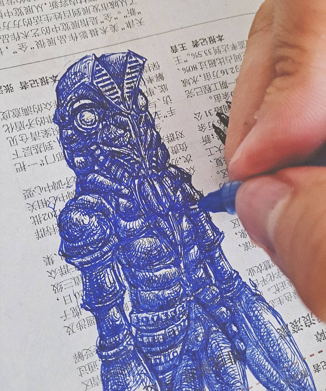 随手画经典怪兽巴尔坦星人 我是真的很喜欢巴尔坦星人~他的造型独特