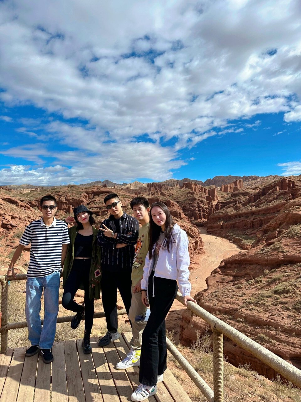 阿克苏一日游之温宿大峡谷   天很蓝