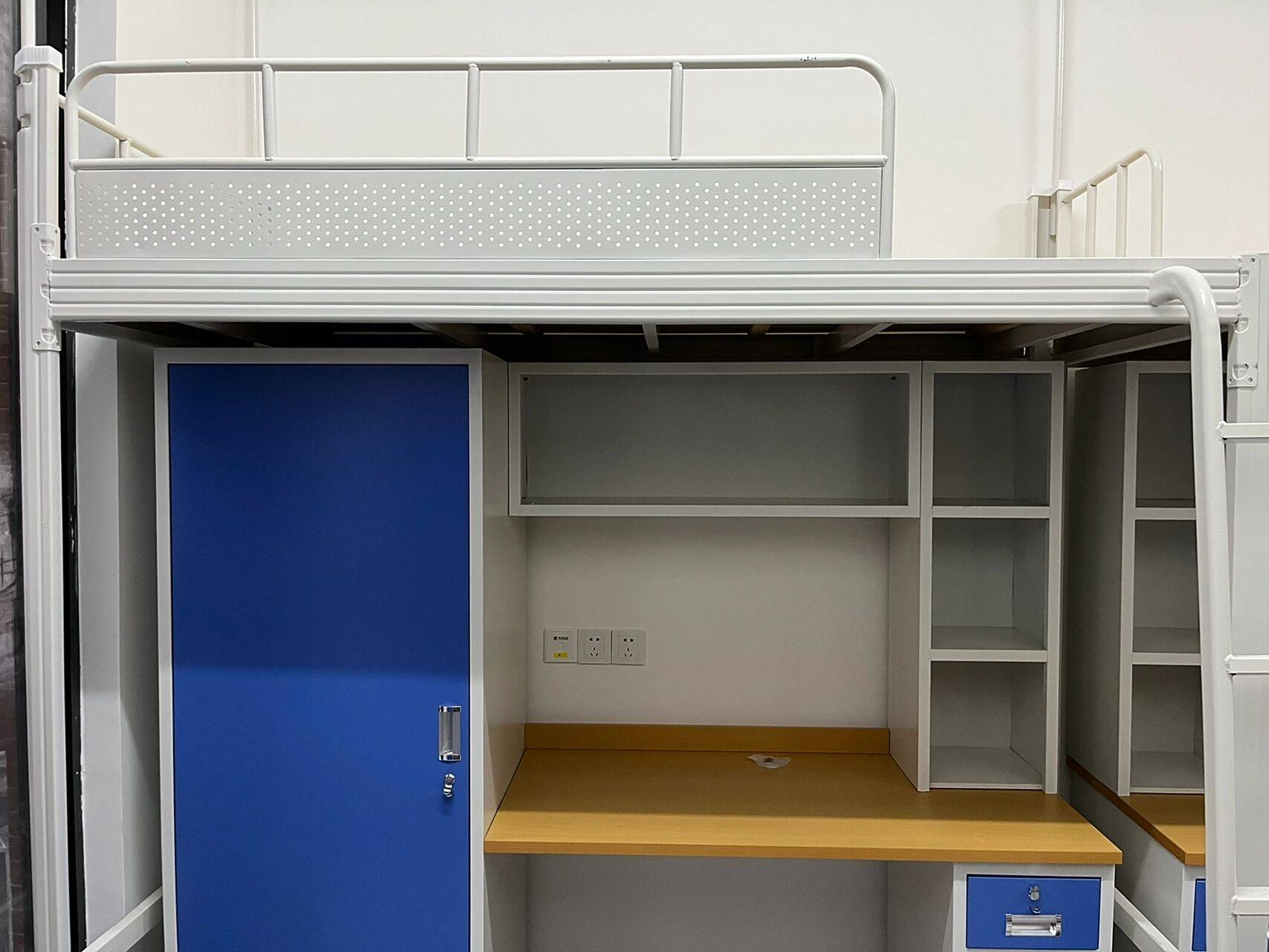 广东理工职业学院新生宿舍细节照9797 师弟师妹们,你们床上安装了