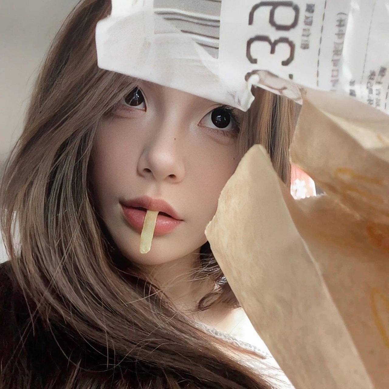 女生头像ins高级质感 新的故事 会在夏天温柔的晚风中开始