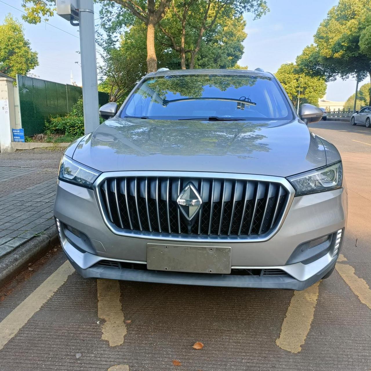 宝沃bx5 车辆车型:越野车 车辆产地:国产 车辆颜色:灰色 排气量:1.