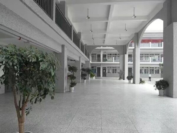 绵阳游仙区排名第二的公立学校97慈济中学