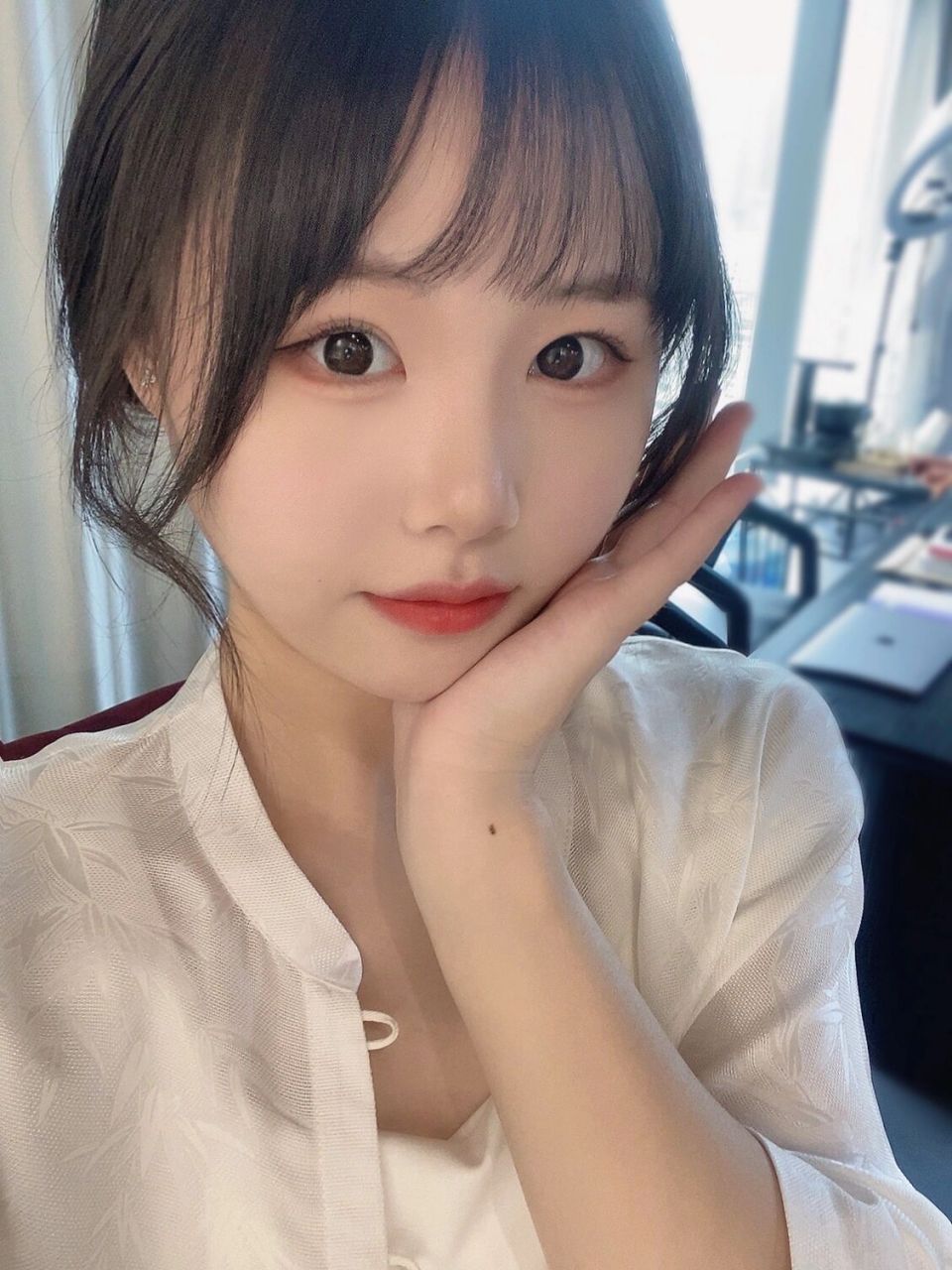 男朋友要发朋友圈 选哪张好看 标题党一下吼吼~