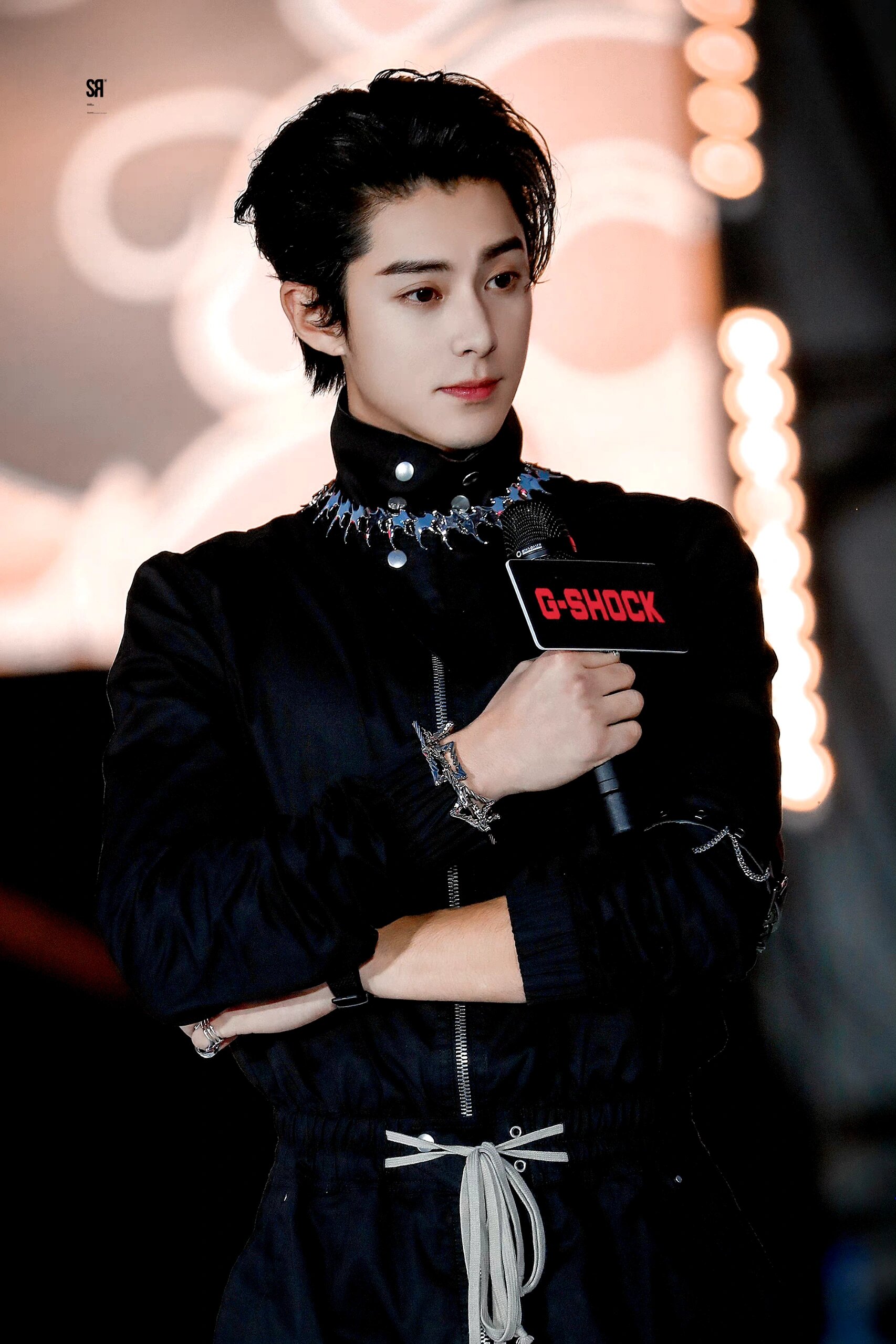 😨  	  右滑喜欢请点小～p1-13cr:sr98 王鹤棣5000张高质量照片 各