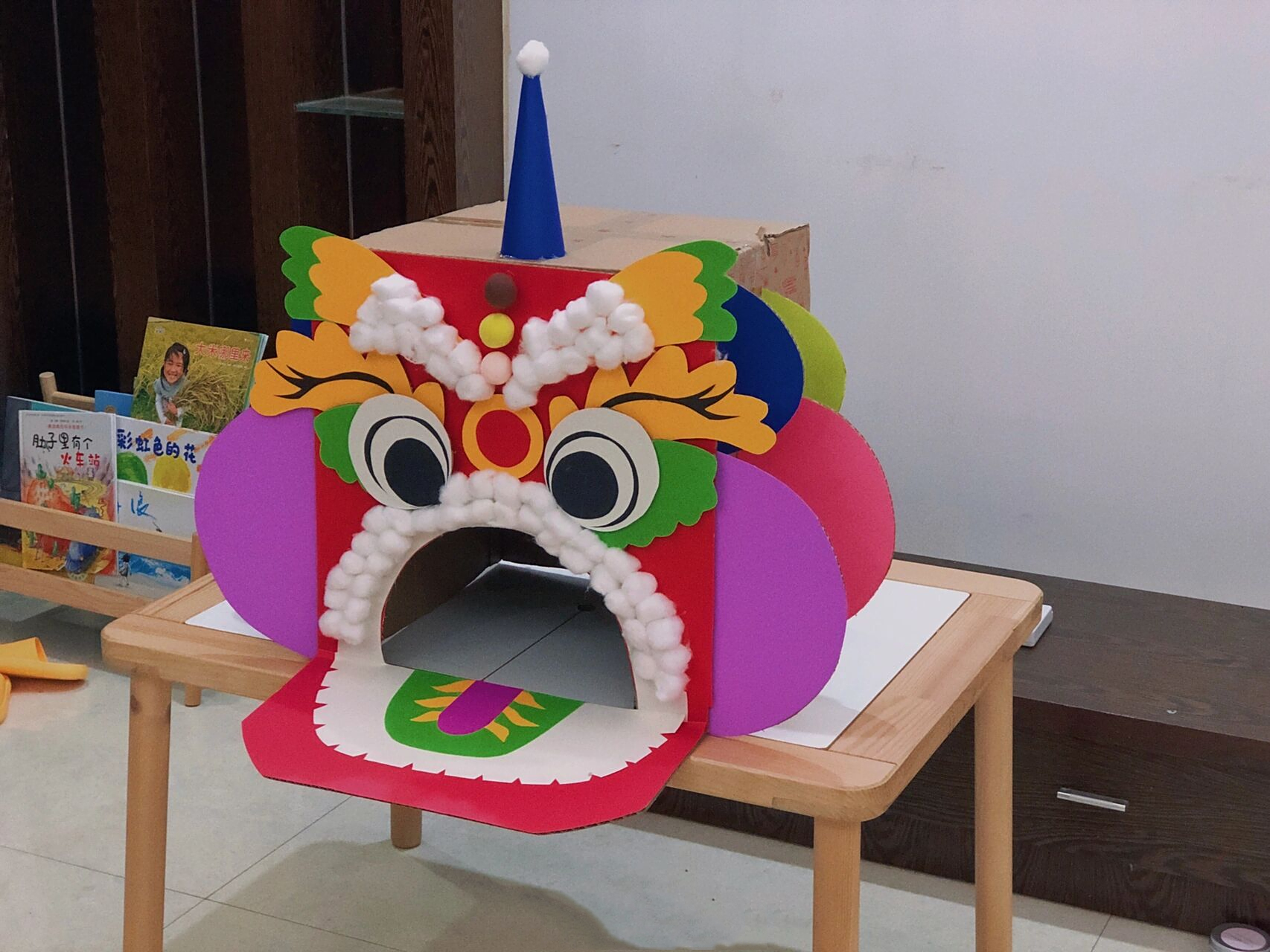 改造一个舞狮狮头 之前有做过一个舞师狮头 这次侄子学校有手工作业