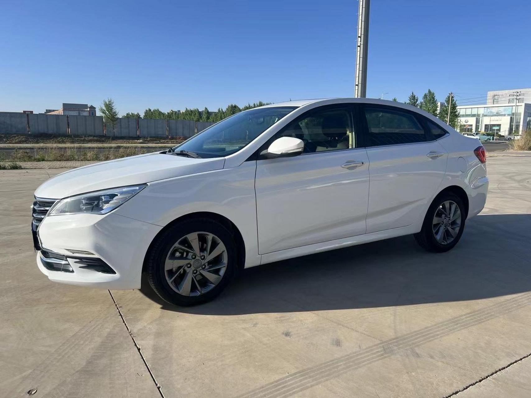 18年长安逸动dt  手动1.