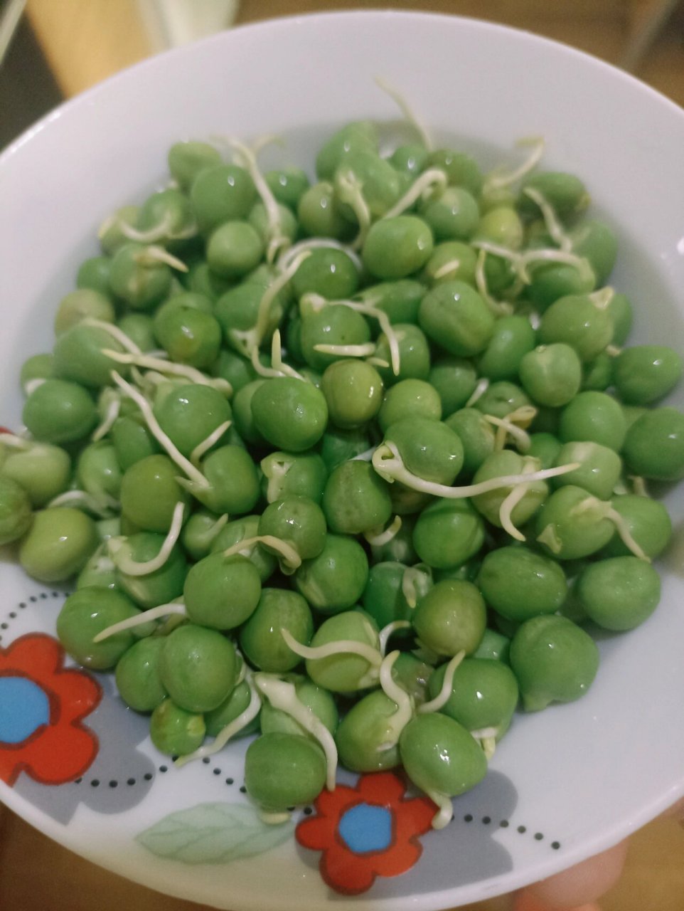 发了芽的豌豆能吃吗?