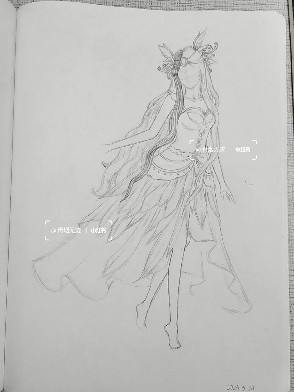 白光莹手绘    我能画出你的样子,却画不出你的五官 光莹新素白的头饰