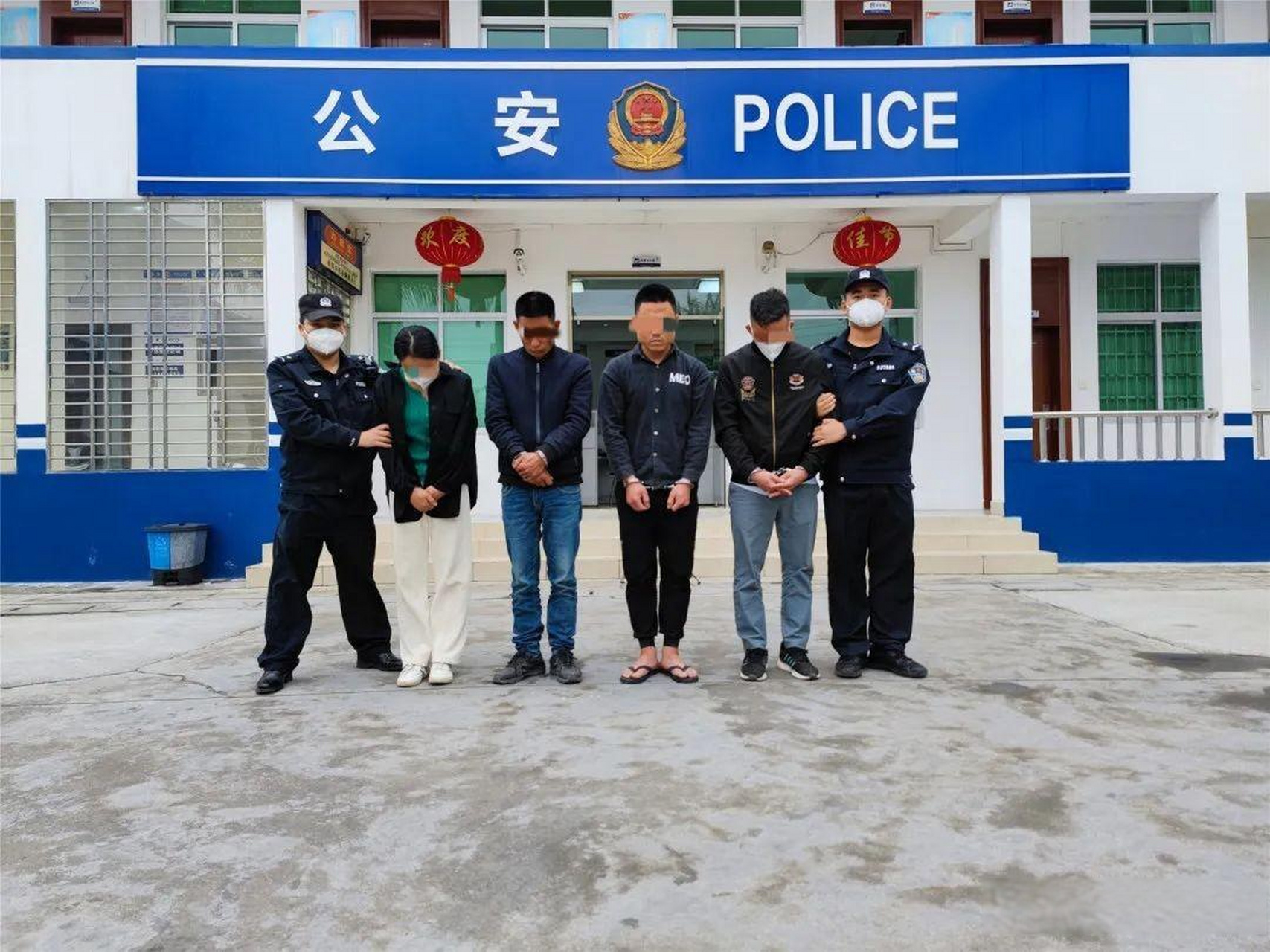 【男子购买作弊器"出老千"赢近5万元】购买作弊的骰子和感应接收器等