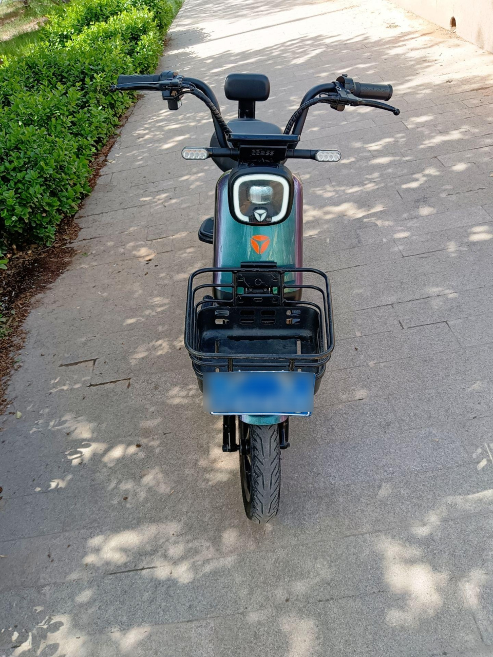 极品雅迪冠能版速迈来啦.