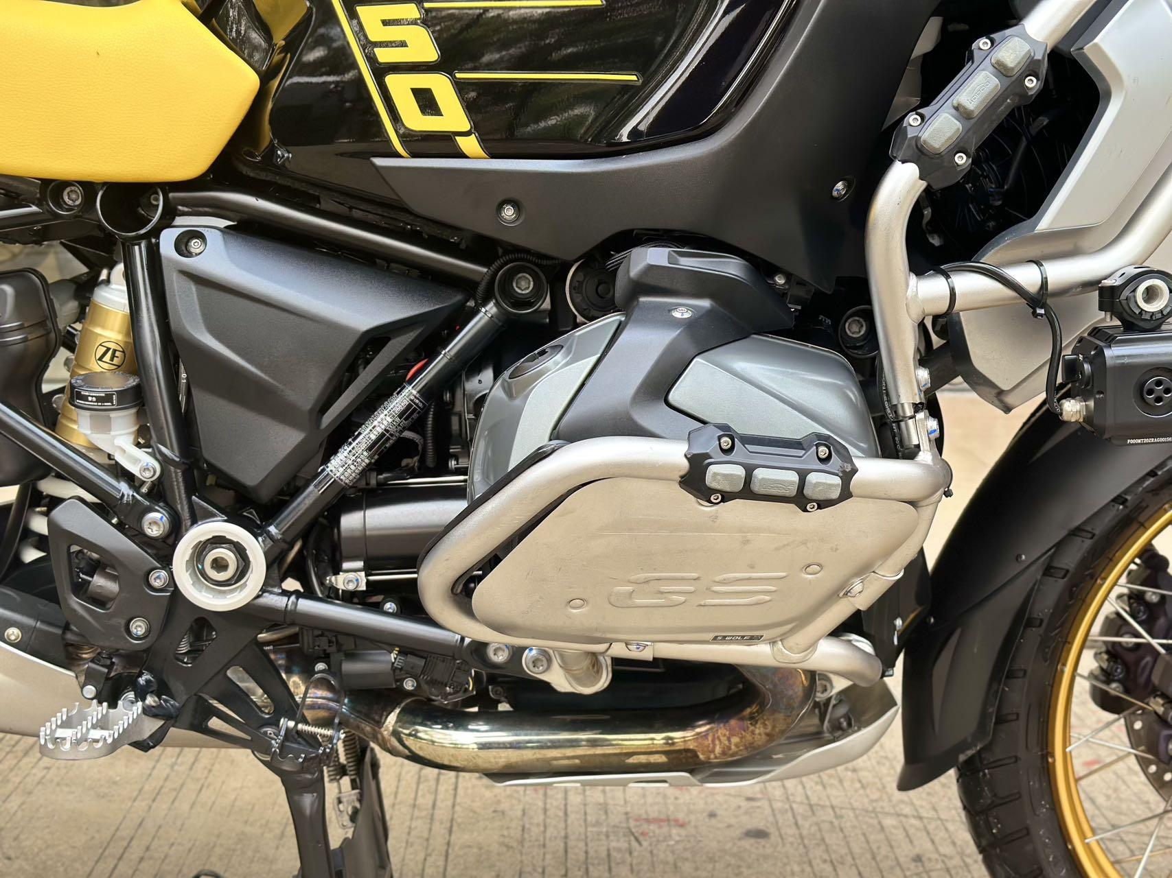 大贸宝马r1250gs adv 40周年纪念版