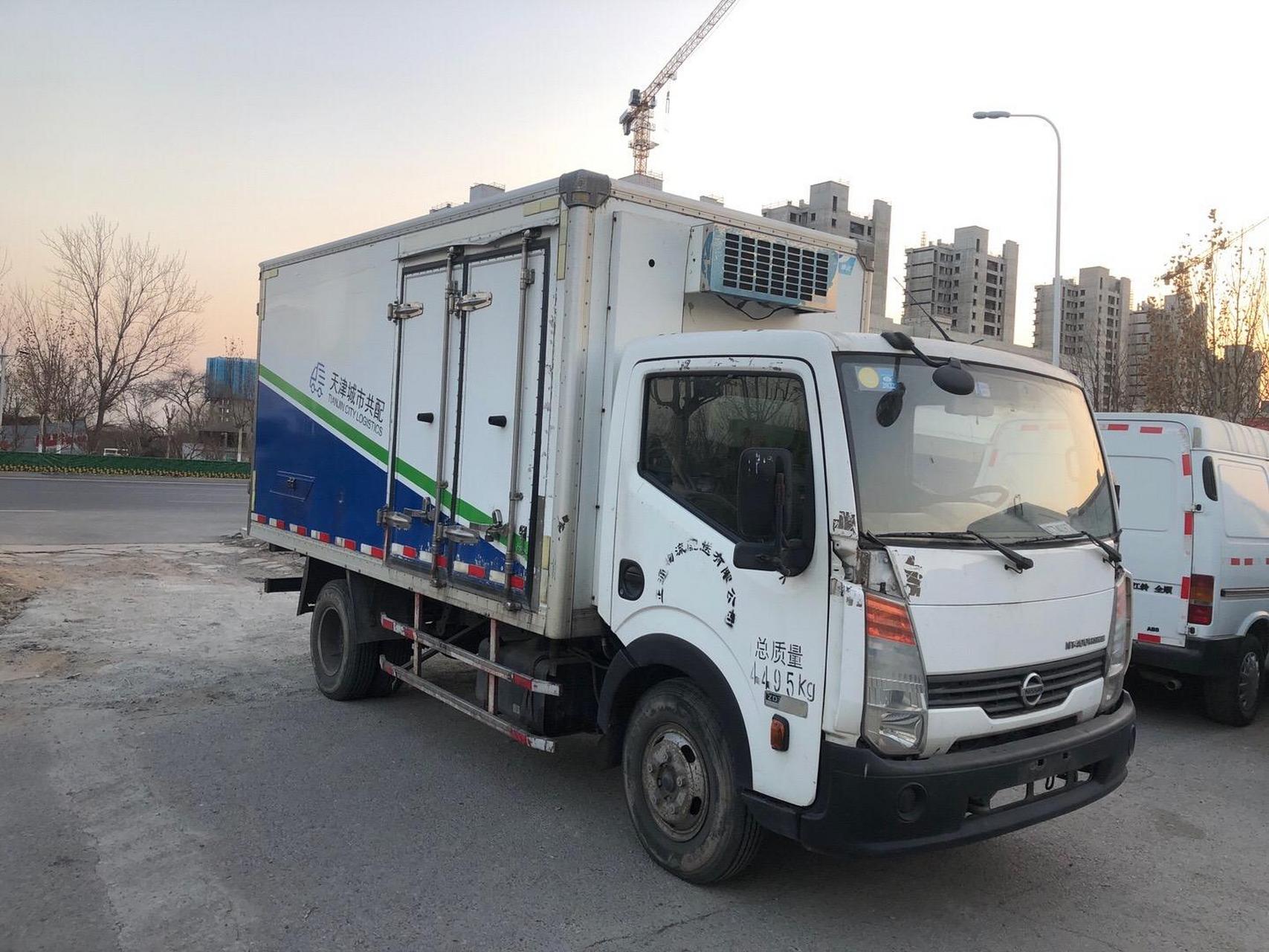 2014年1月郑州日产nt400凯普斯达,冷藏车,冷藏车,镇江康飞原厂改装,铝