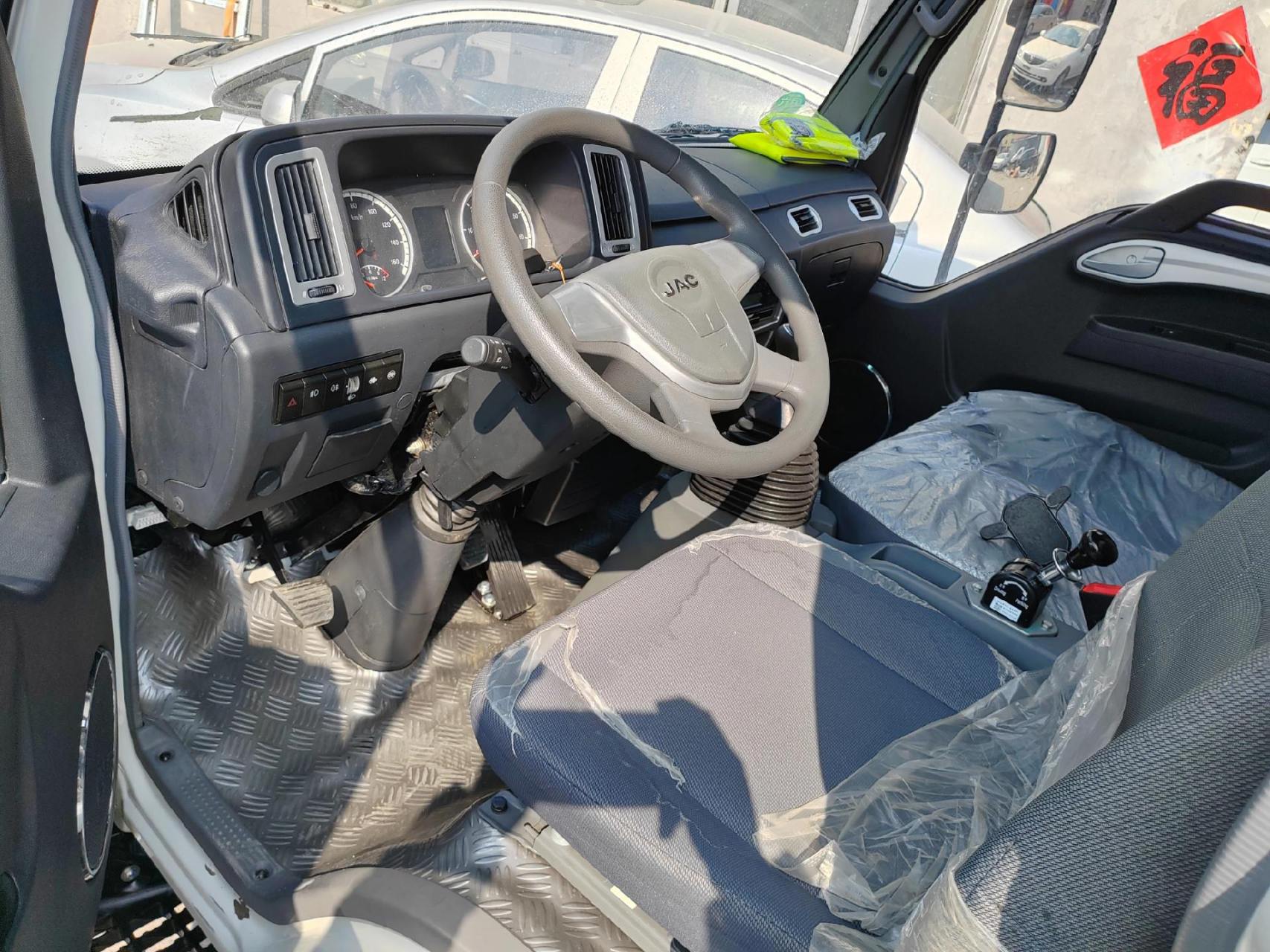 23年10月江淮康铃4.2米厢货!柴油国六b排放!全柴132马力!