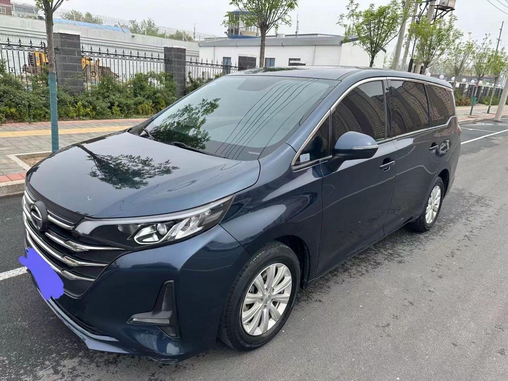 新到2019年广汽传奇m6mpv七座商务车,排量1.