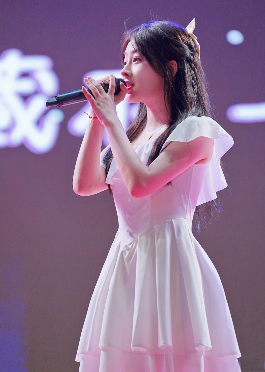 曼婷的plog# 最近有在好好上班～!