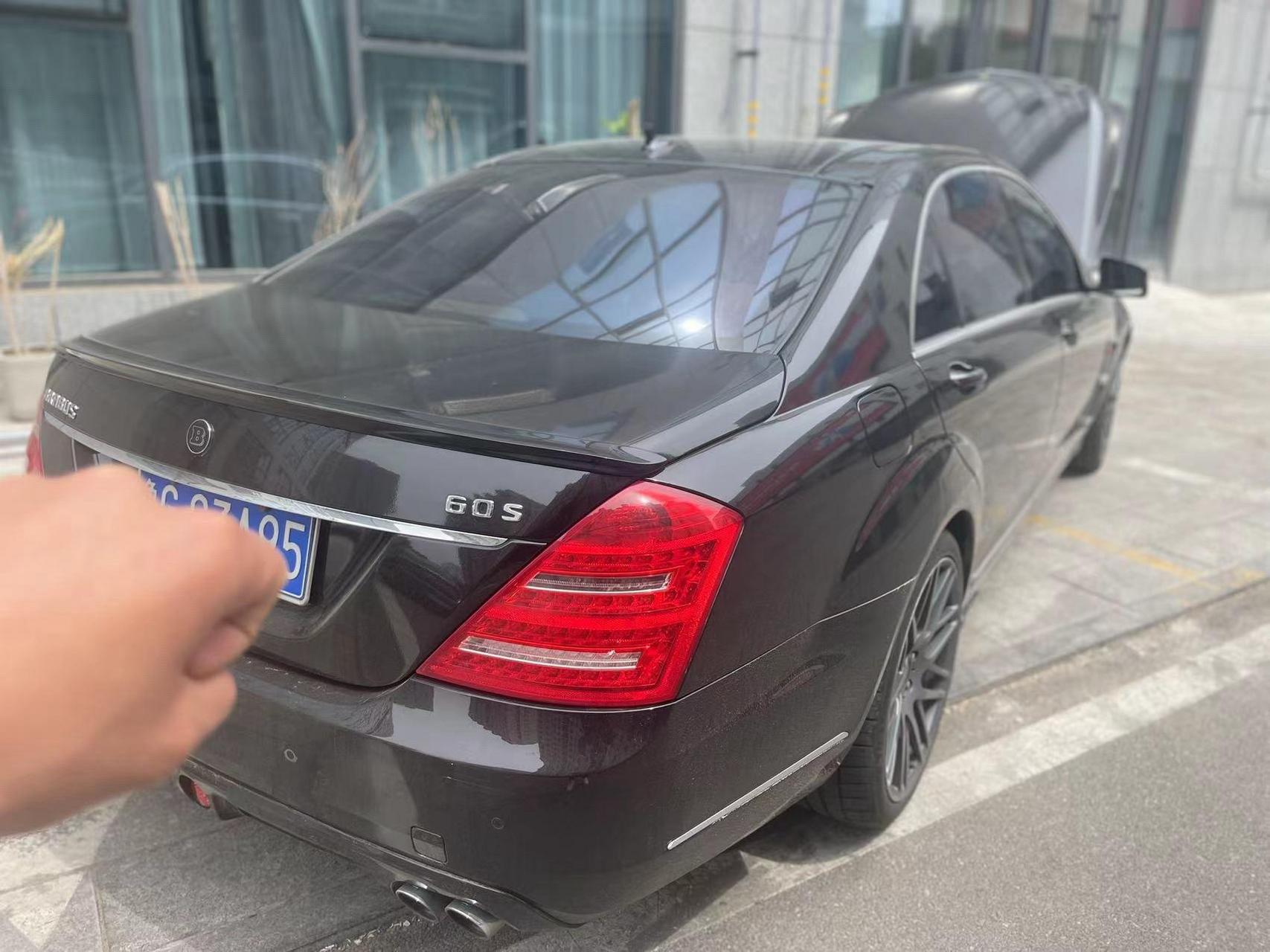 2017上牌奔驰 巴博斯 60s v12 缸 5.