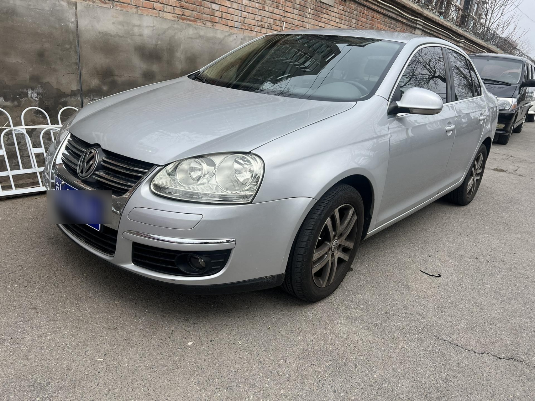 08年大众速腾1.6自动档 一万多块钱 费用全年