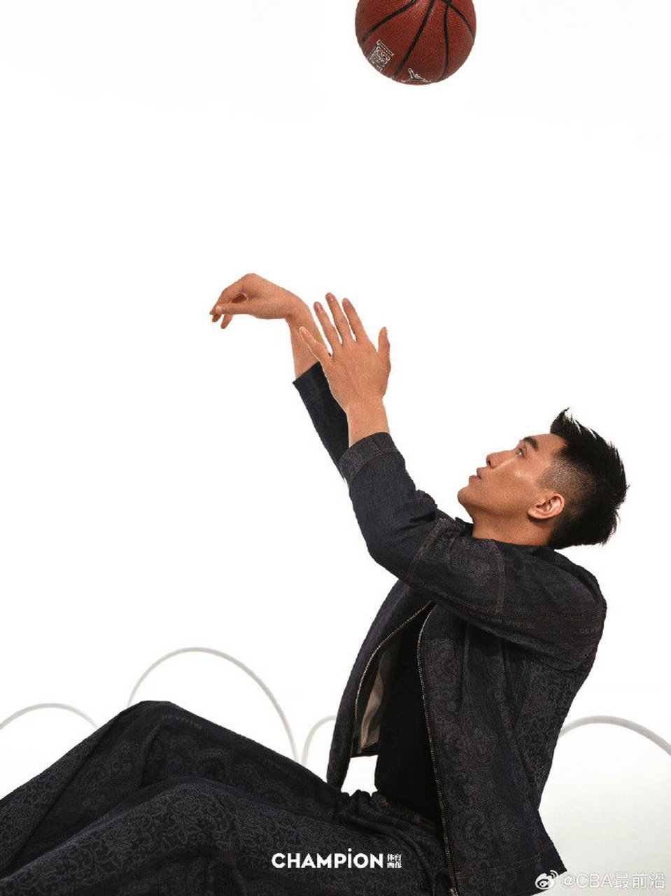 郭艾伦体育画报写真大片#  是可以当男明星的帅气程度!