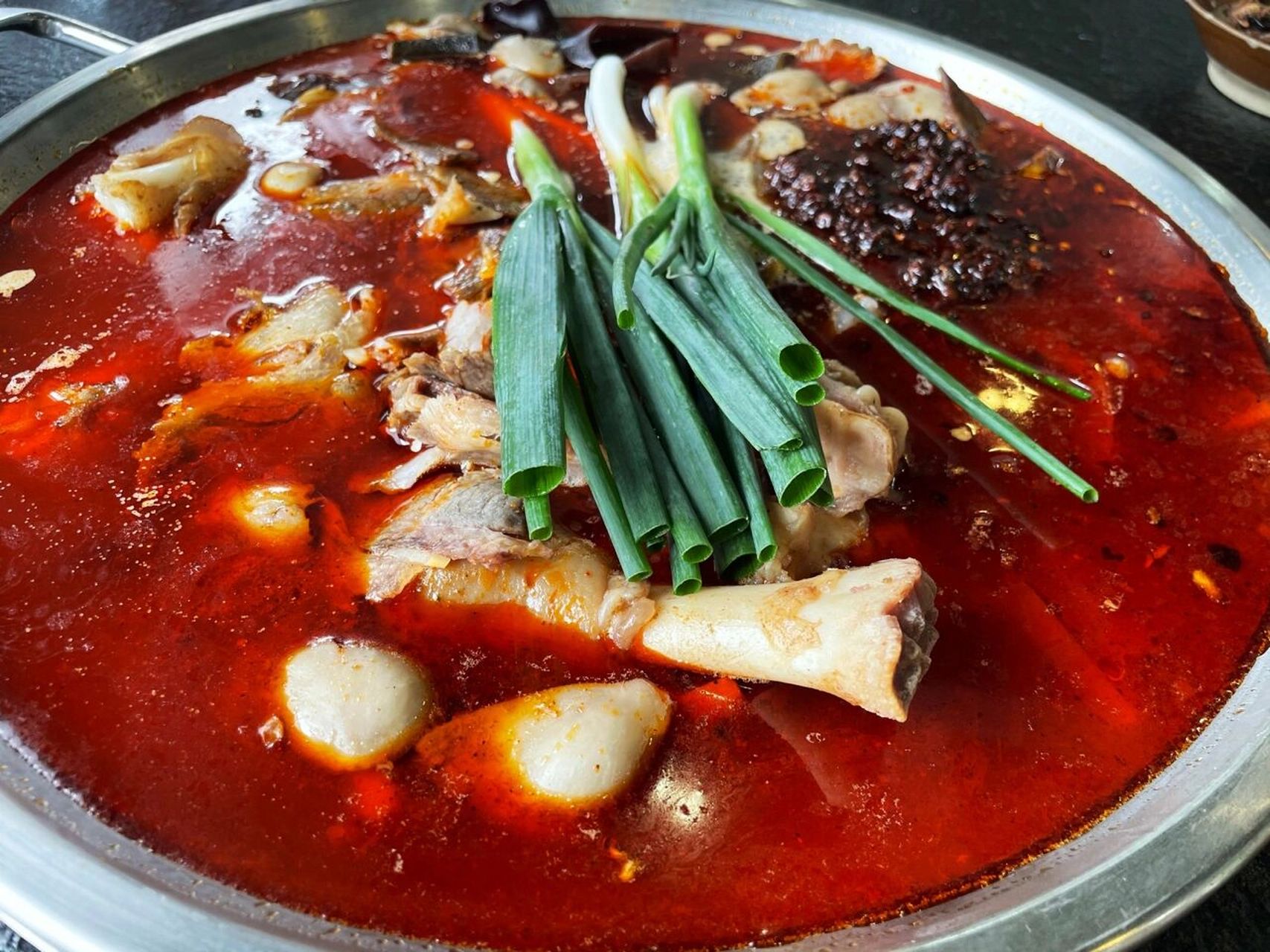 武隆旅行美食攻略 重庆到武隆不能不打卡周记碗碗羊肉,千里香羊角豆干