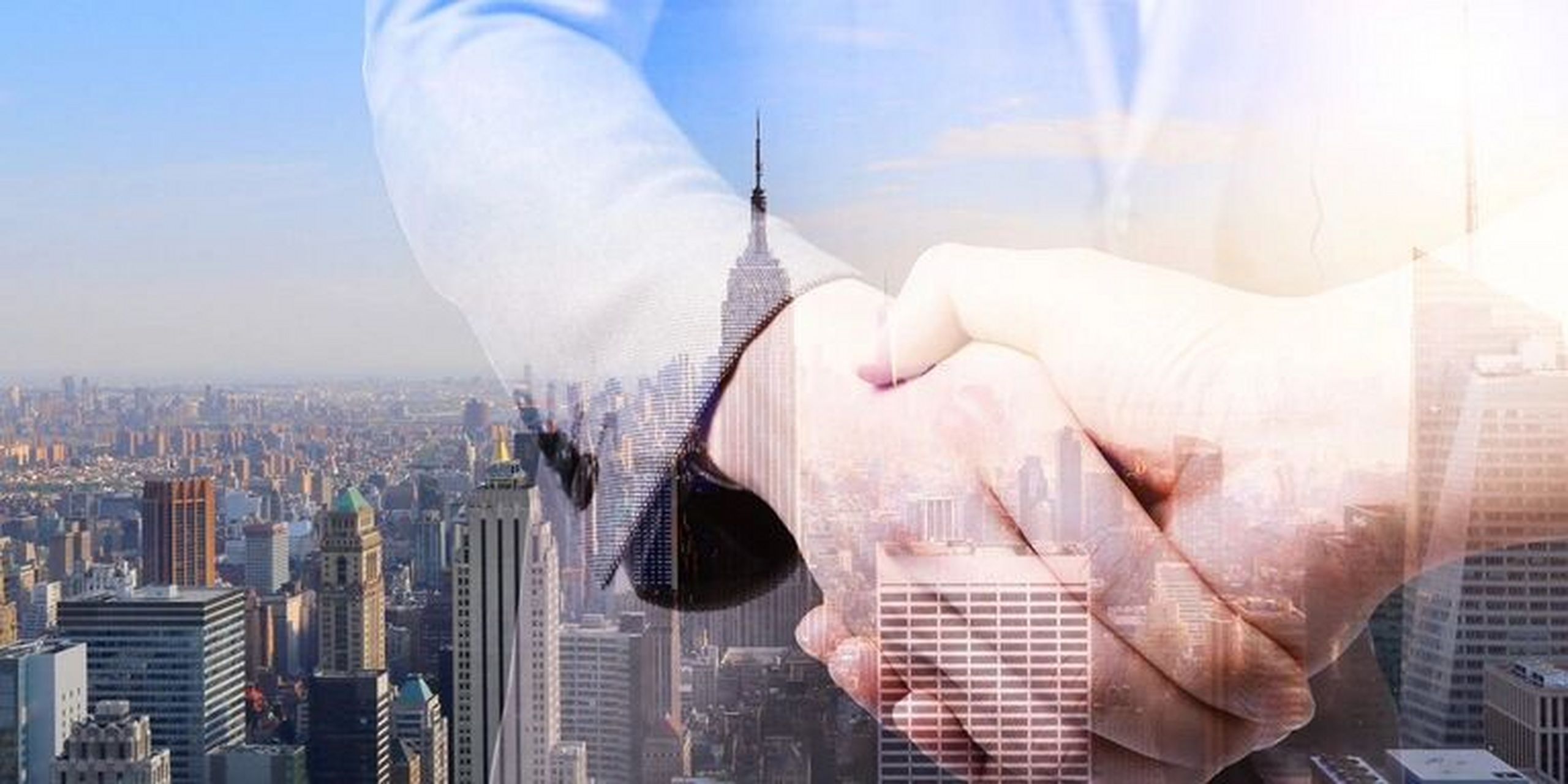 图片通过商务人士的照片和素材设计合成, 更好的展现了商务合作的