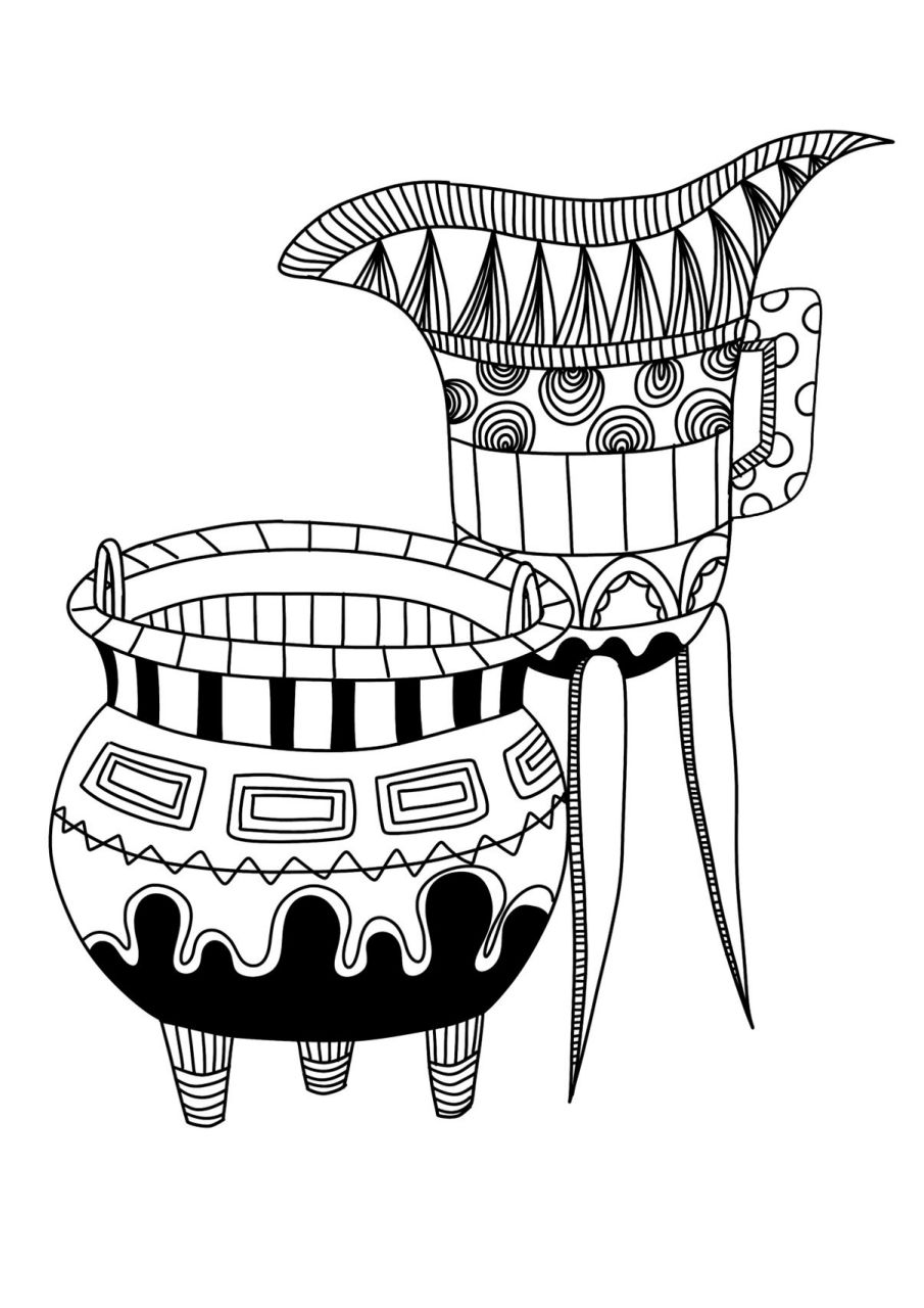 主要用线描的形式表现青铜器造型,孩子们笔下的青铜器各具美感,纹样