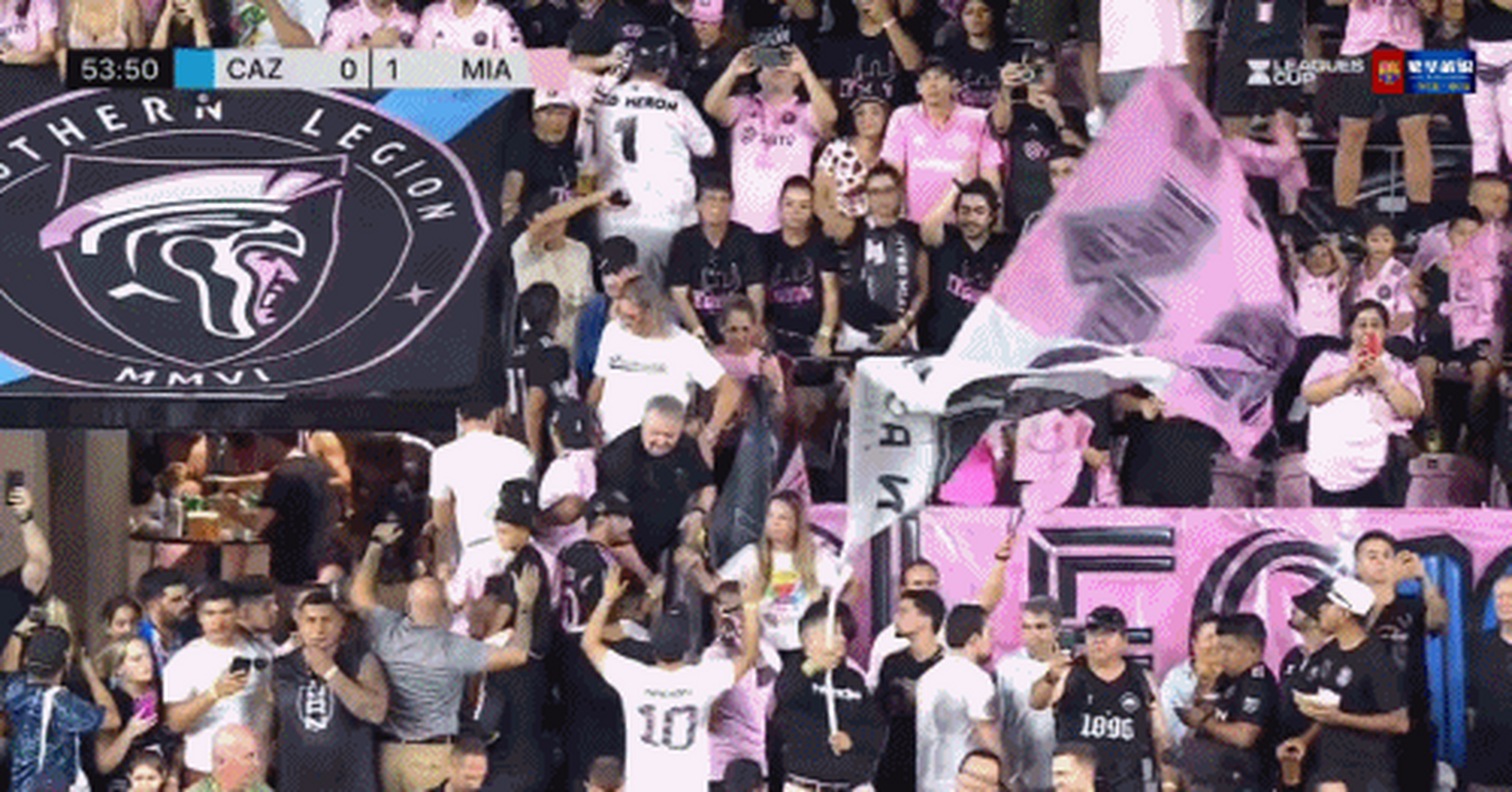 梅西戴上队长袖标!