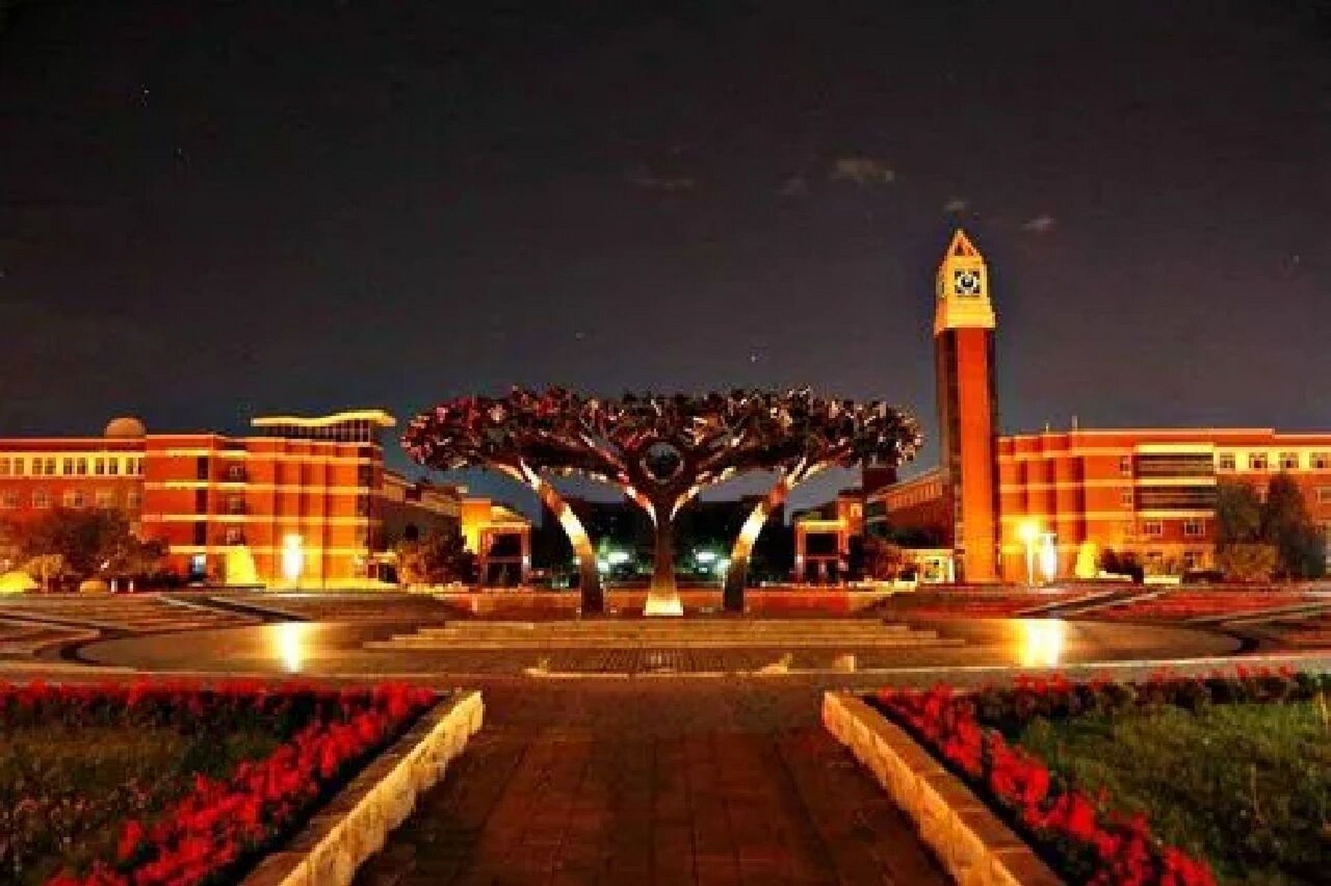东北师范大学校园景色图片