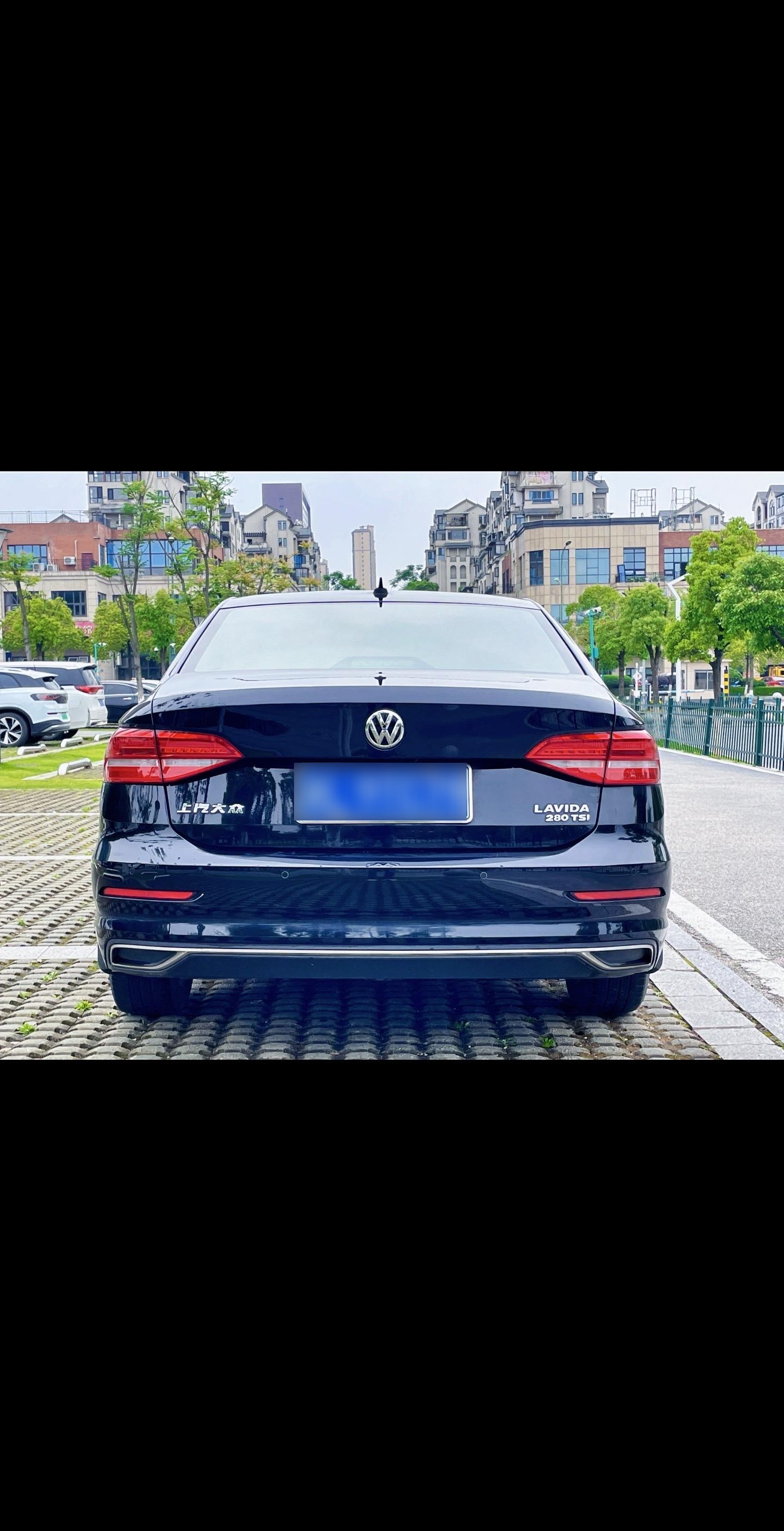 大众朗逸plus 2020年5月上牌,1