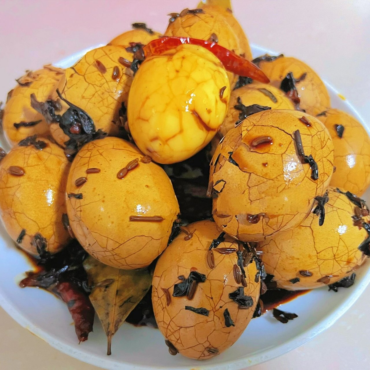 前几天有位粉丝宝宝问我能不能出一个茶叶蛋的教程,那必须要安排呀!