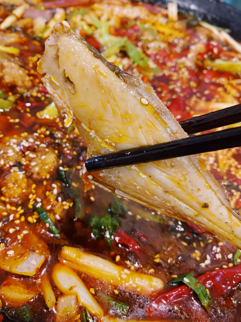 9215水煮麻辣(香辣)耗儿鱼 96食材: 耗儿鱼,老姜,仔姜,葱,蒜